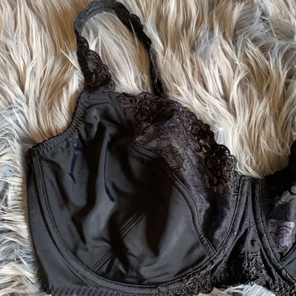 Barely breezier black bra 42DD underwire - Picture 2 of 4